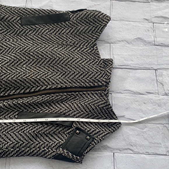 Anthro. Daniel Rainn herringbone black vest size small - Picture 15 of 15